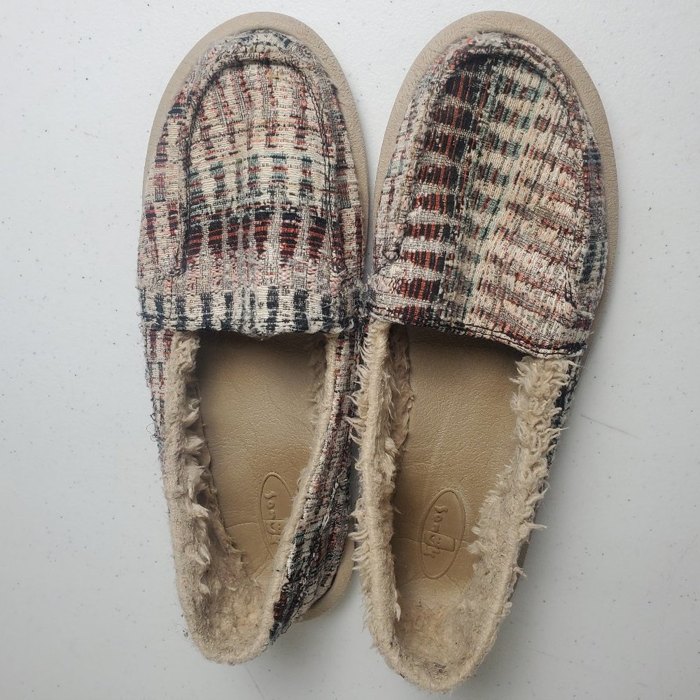 SOLD Sanuk Fur Lined Slip-on Shoes Coloful Women's Size 9 - Picture 1 of 9